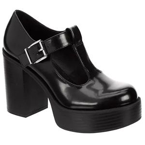 Steve Madden Black Patent Mary Jane Platform Heels